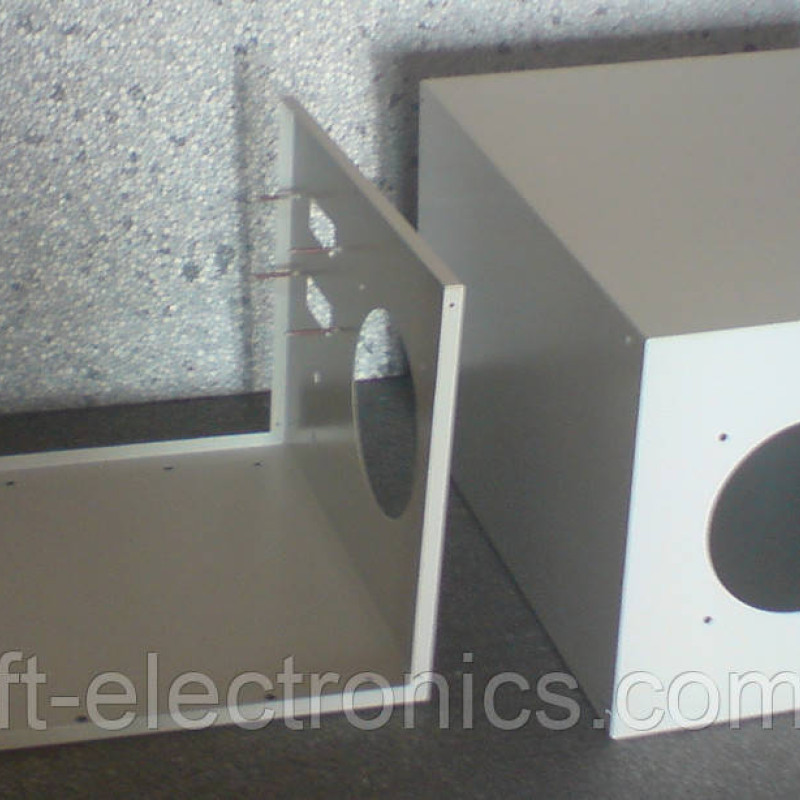 Корпус металевий БП-372 (370х300х300)