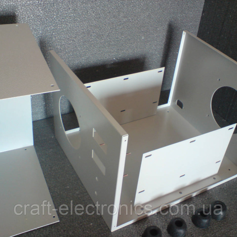 Корпус металевий БП-372 (370х300х300)